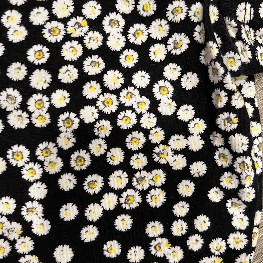 Crop top! - Picture 2 of 5